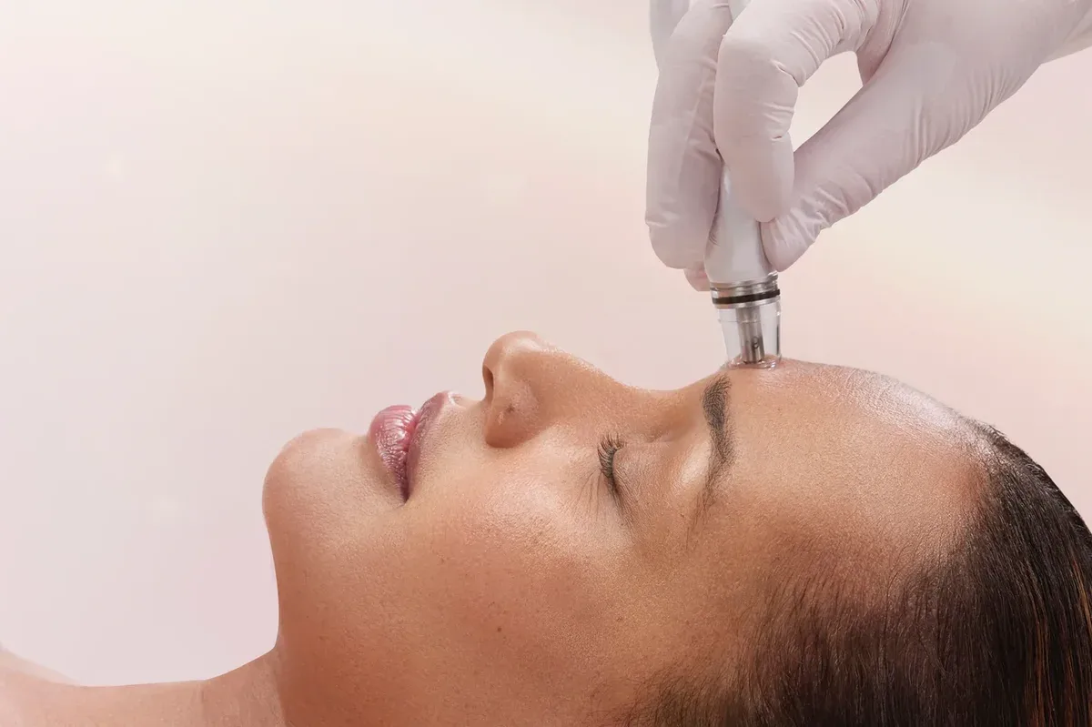 DiamondGlow® Facial